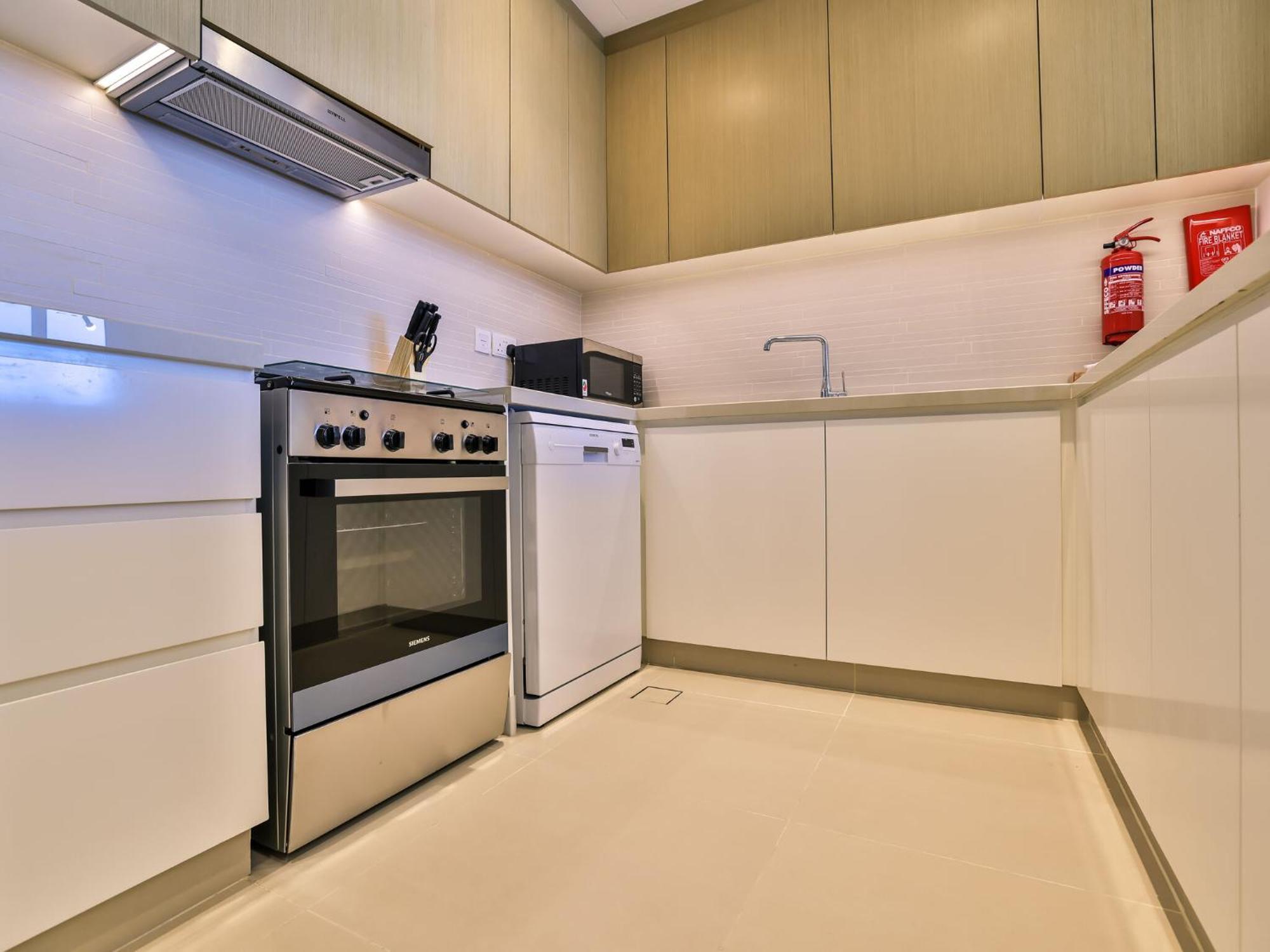 Luxurious Apartments Dubai Marina Views Pool Gym By Sojo Stay 外观 照片
